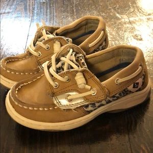 Toddler shoes